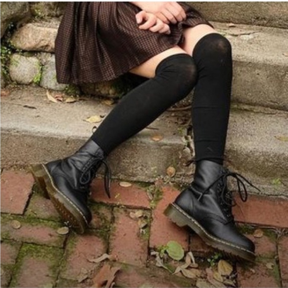 Dr. Martens Women’s Pascal Virginia Leather Boots, Black | Sz 6